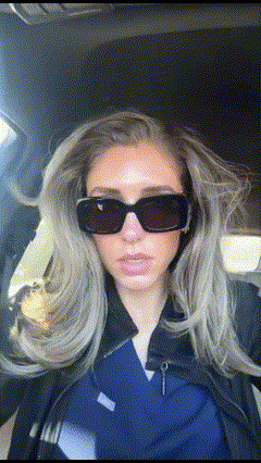 Démonstration du peigne lissant ionique en action – lissage rapide et anti-frisottis sur cheveux longs